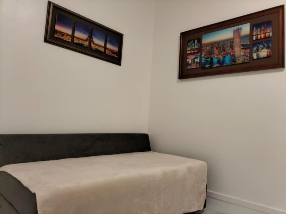 Paris Tourist Apartment, France Stains Kültér fotó