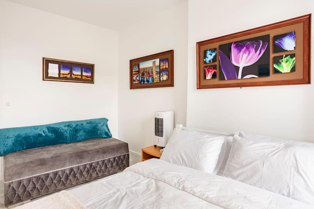 Paris Tourist Apartment, France Stains Kültér fotó