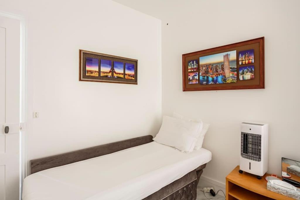 Paris Tourist Apartment, France Stains Kültér fotó